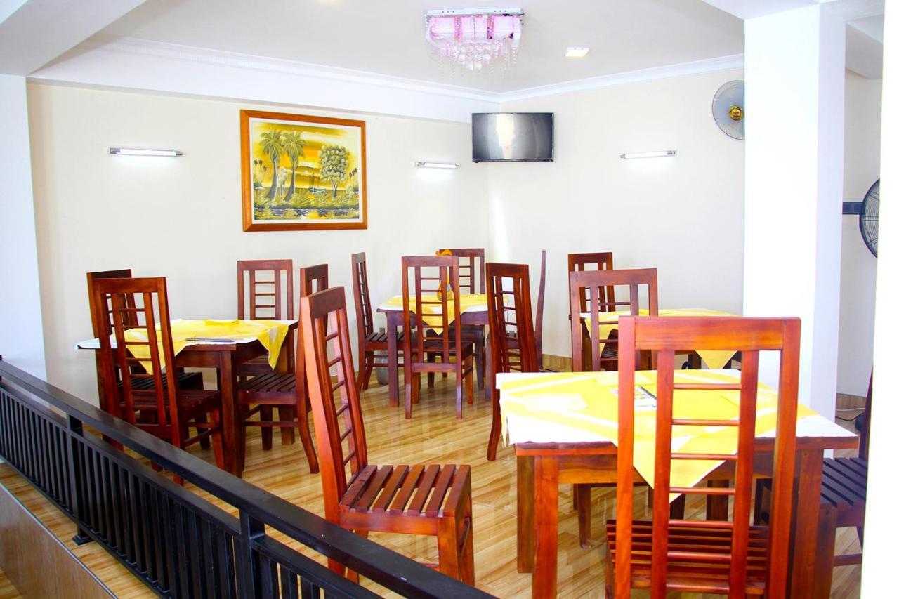 Queens Beach Hotel Tangalle Extérieur photo