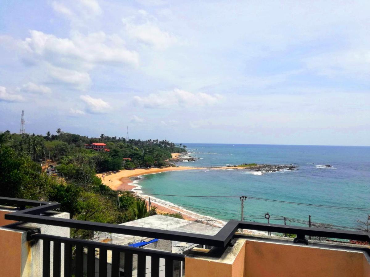 Queens Beach Hotel Tangalle Extérieur photo